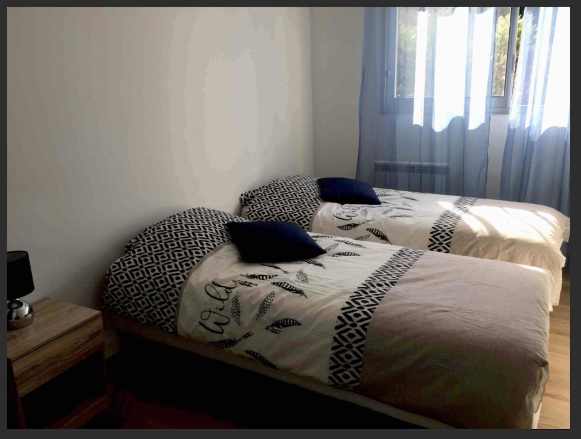 La Casa De Sophie T3 Avec Jardinet, Parking Prive - Port De 瓦讷 外观 照片