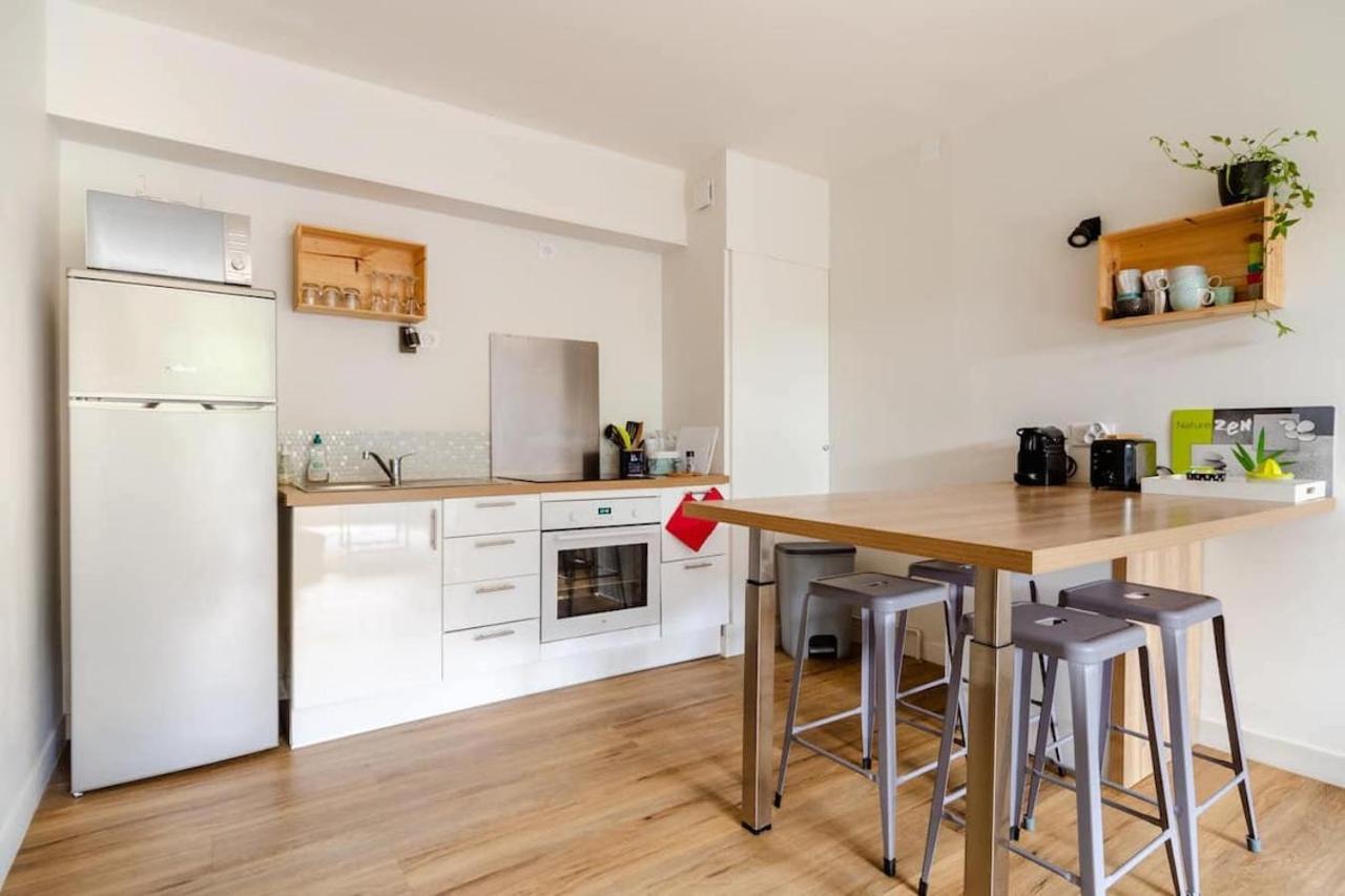 La Casa De Sophie T3 Avec Jardinet, Parking Prive - Port De 瓦讷 外观 照片